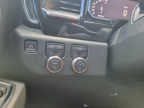 Certified 2024 GMC Sierra 1500 Elevation AWD/4WD image 19
