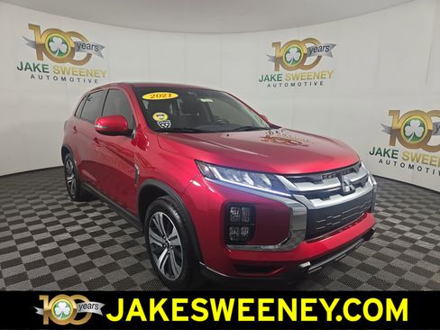 Used 2021 Mitsubishi Outlander Sport SE image 1