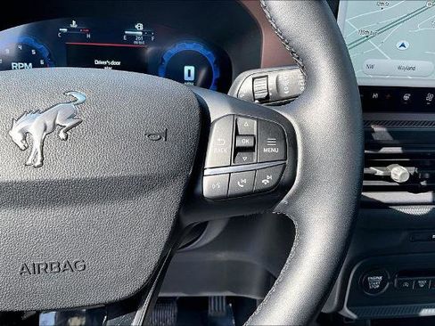 Certified 2025 Ford Bronco Sport Outer Banks w/ Outer Banks Tech Package+ image 18