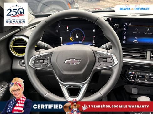 Used 2026 Chevrolet Trax ACTIV w/ Sunroof Package FWD image 18