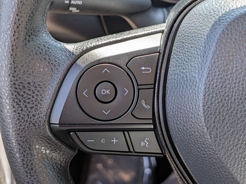 Certified 2025 Toyota RAV4 XLE w/ Convenience Package FWD image 21