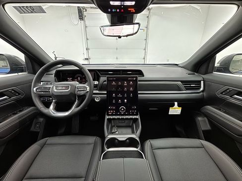 New 2026 GMC Terrain Elevation w/ Elevation Premium Package AWD/4WD image 3