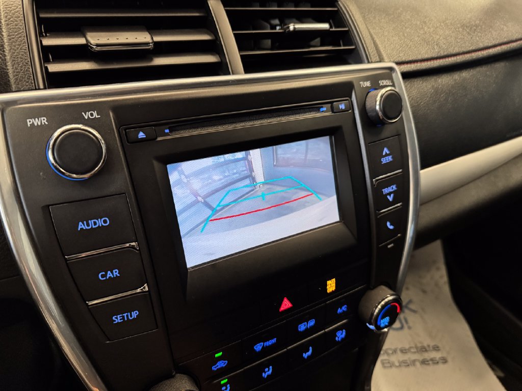 Used 2017 Toyota Camry SE FWD image 14
