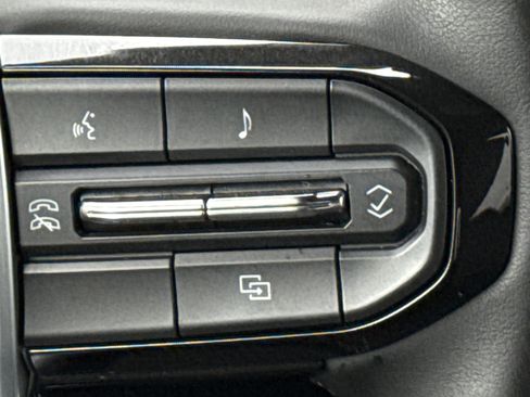 Certified 2023 Chevrolet Colorado LT w/ LT Convenience Package II image 31