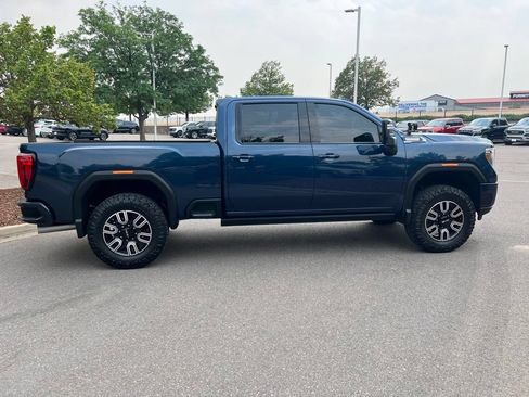 Used 2021 GMC Sierra 2500 AT4 w/ AT4 Premium Plus Package AWD/4WD image 7