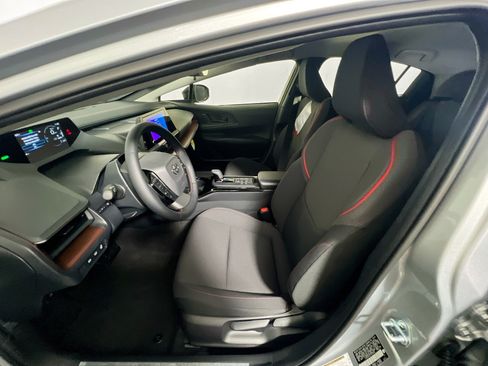 New 2026 Toyota Prius Plug-In Hybrid FWD image 14
