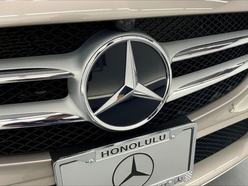 Certified 2019 Mercedes-Benz C 300 Sedan image 29