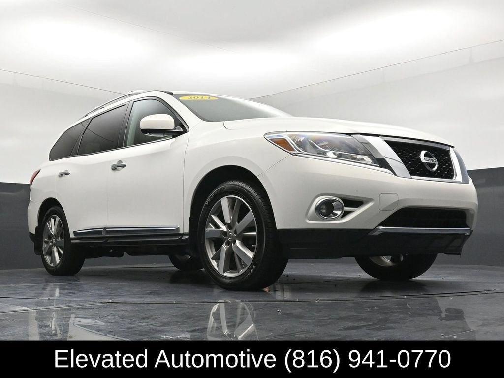 Used 2014 Nissan Pathfinder Platinum w/ Platinum Premium Package AWD/4WD image 44