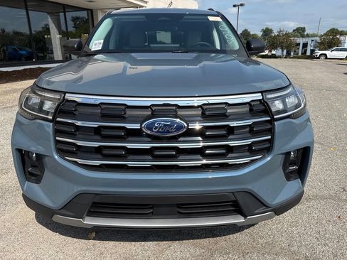 Used 2026 Ford Explorer Active w/ Active Comfort Package RWD image 14