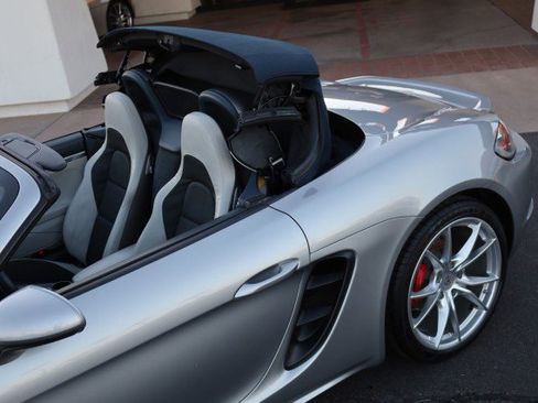 Used 2017 Porsche 718 Boxster S image 61