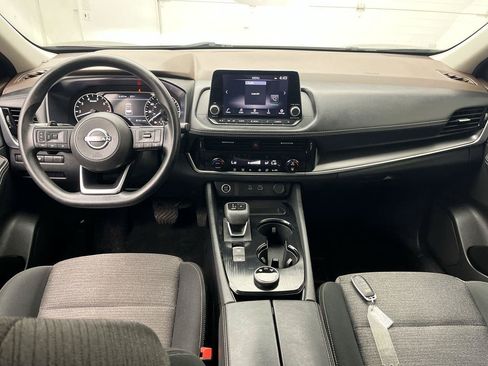 Used 2023 Nissan Rogue SV AWD/4WD image 4