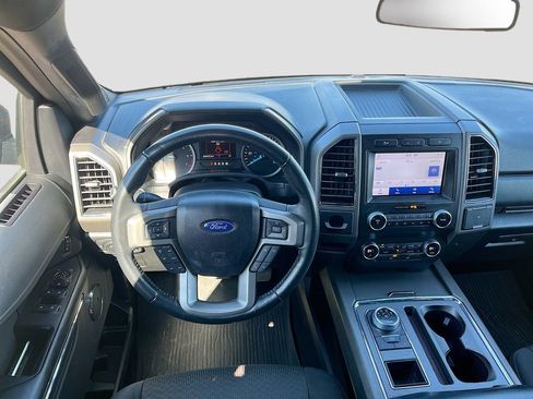 Used 2021 Ford Expedition Max XLT image 20