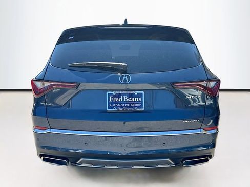 Used 2025 Acura MDX SH-AWD w/ Technology Package image 7