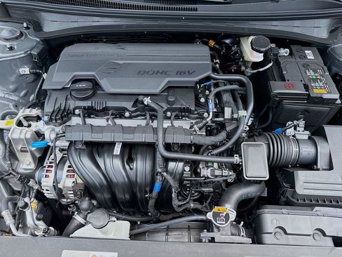 New 2026 Hyundai Elantra Sport FWD image 22