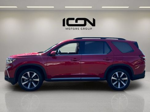 Used 2024 Honda Pilot Elite image 2