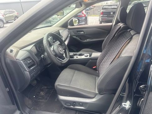 Used 2023 Nissan Rogue SV AWD/4WD image 15