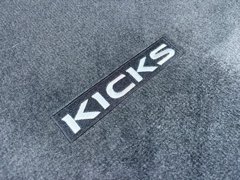 Used 2020 Nissan Kicks S FWD image 57