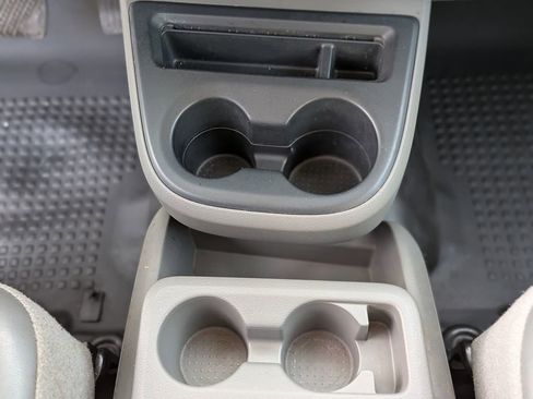 Used 2020 Nissan NV 2500 SV image 22