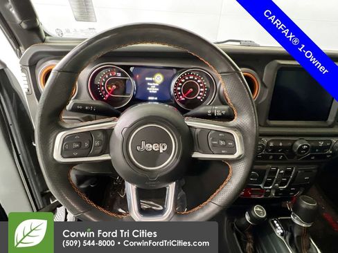 Used 2022 Jeep Gladiator Mojave w/ Cold Weather Group AWD/4WD image 8