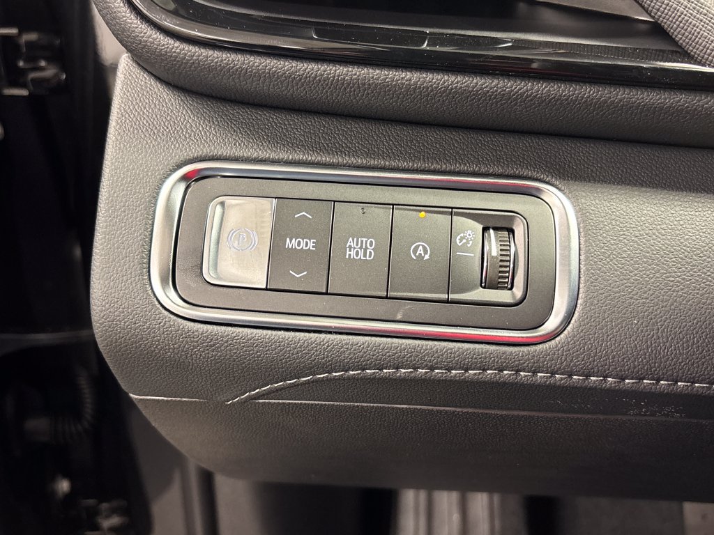 New 2026 Buick Enclave Sport Touring w/ Power Package FWD image 32