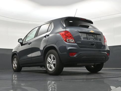 Used 2021 Chevrolet Trax LS w/ Tint and Cruise Package FWD image 25