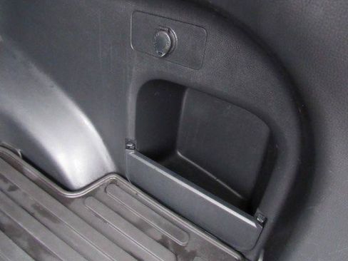 Used 2019 Toyota RAV4 XLE w/ All Weather Liner Package AWD/4WD image 47