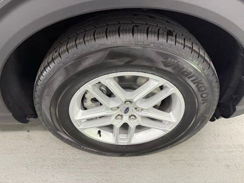 New 2026 Ford Explorer Active image 5