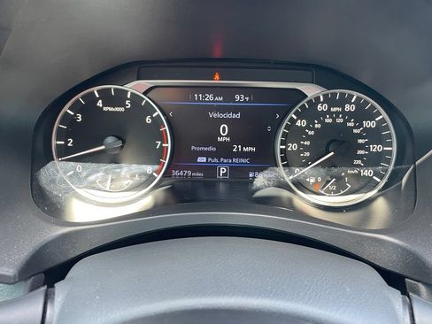 Used 2024 Nissan Altima 2.5 SR w/ SR Premium Package FWD image 7