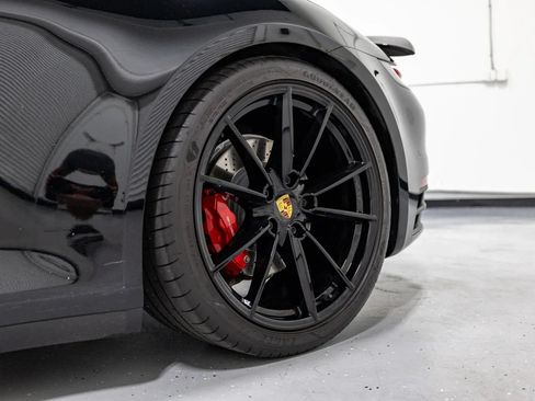 Used 2020 Porsche 911 Carrera S RWD image 12
