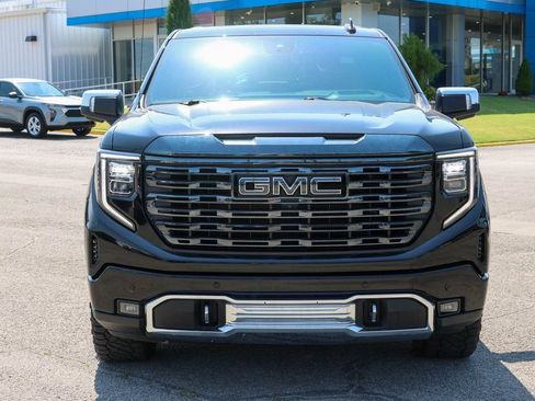 Used 2023 GMC Sierra 1500 Denali Ultimate AWD/4WD image 2