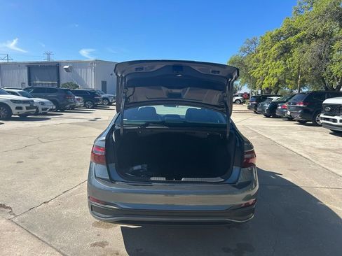 Used 2025 Volkswagen Jetta Sport FWD image 41