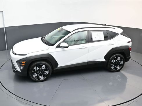 Certified 2025 Hyundai Kona SEL FWD image 19