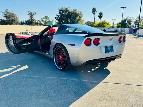 Used 2007 Chevrolet Corvette Coupe w/ Preferred Equipment Group image 53