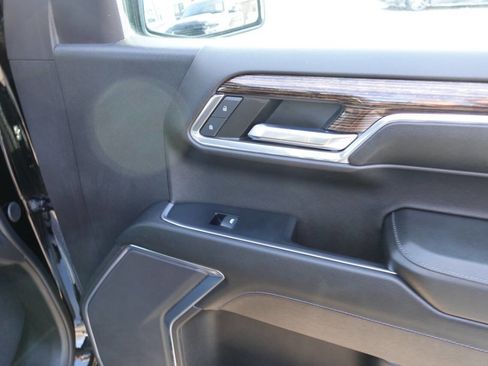 Used 2024 GMC Sierra 1500 Elevation image 33