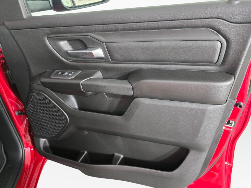 New 2026 RAM 1500 Express AWD/4WD image 40