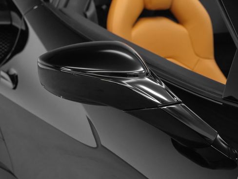 Used 2018 Ferrari 488 Spider RWD image 6