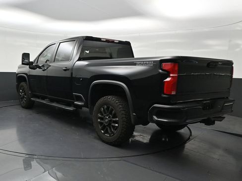Used 2025 Chevrolet Silverado 2500 LT w/ Trail Boss Package AWD/4WD image 3