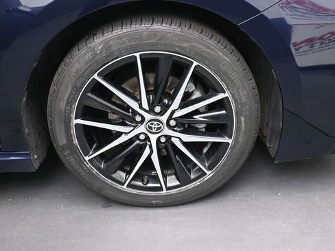 Used 2022 Toyota Camry SE FWD image 13