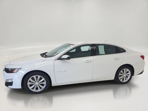 Used 2023 Chevrolet Malibu LT w/ Driver Confidence Package FWD image 4