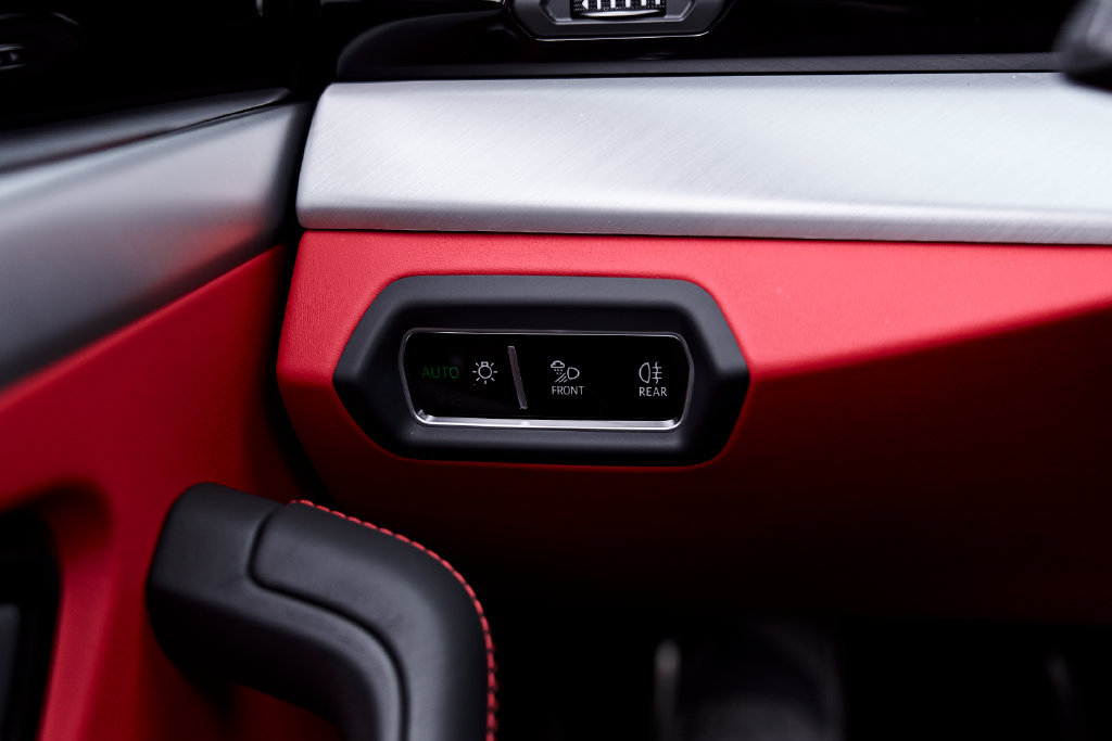 Used 2023 Lamborghini Urus S AWD/4WD image 73