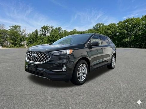 Used 2023 Ford Edge SEL w/ Convenience Package AWD/4WD image 4