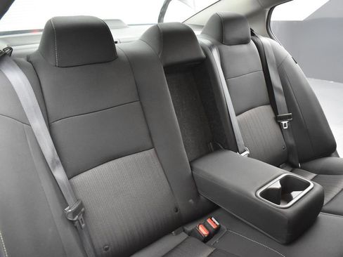 Used 2024 Nissan Altima 2.5 SV image 21