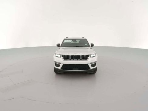 New 2025 Jeep Grand Cherokee Limited image 2