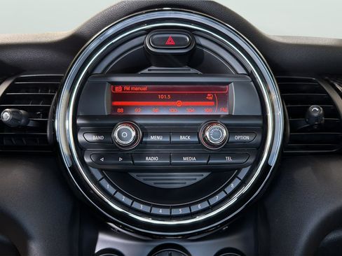 Used 2015 MINI Cooper S FWD image 25