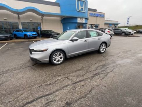New 2026 Honda Accord LX image 4
