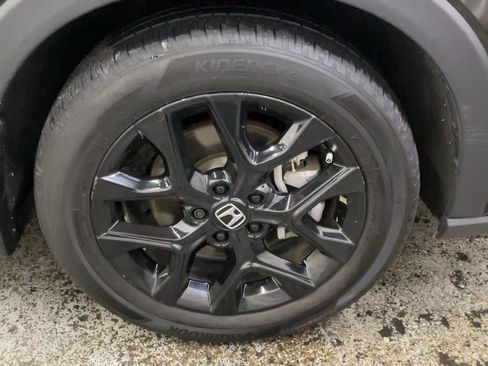 Used 2025 Honda HR-V Sport image 16