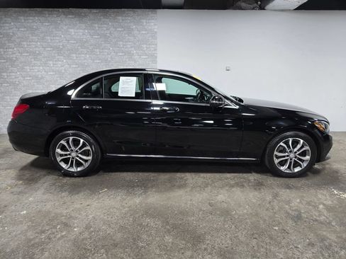 Used 2017 Mercedes-Benz C 300 4MATIC Sedan image 3