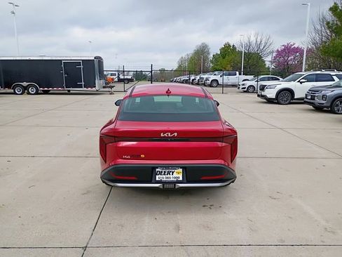 Used 2025 Kia K4 LXS image 12