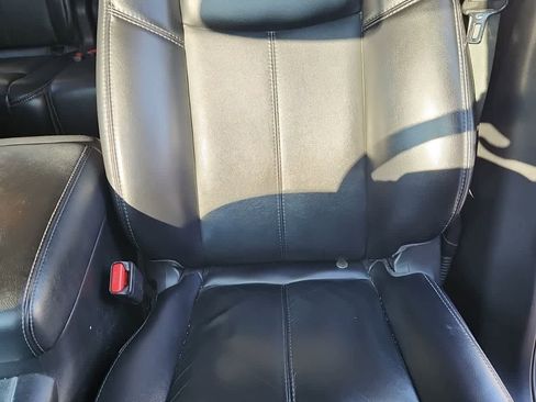 Used 2019 Nissan Pathfinder SL image 14