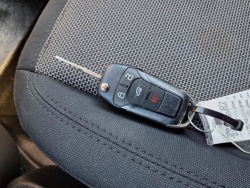 Used 2020 Ford Transit Connect XL image 22